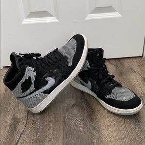 Men’s Jordan 1 High flyknit. Shadow sz 10.5